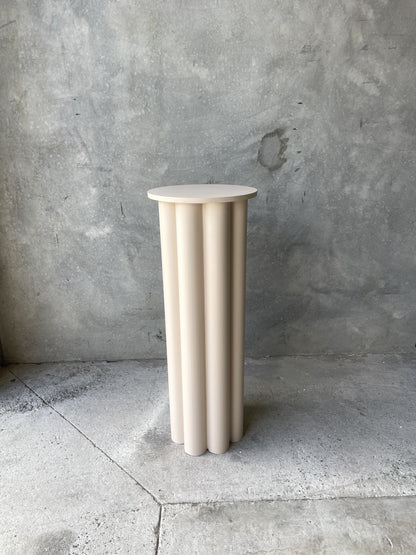 NUDE TUBE PLINTH